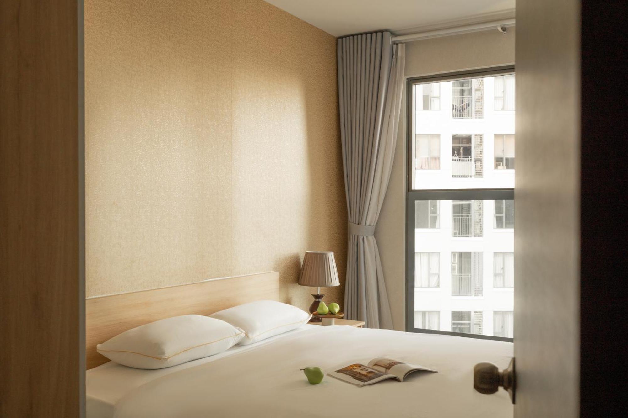 Lynh Saigon D4 * TP. Hồ Chí Minh